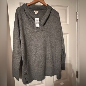 Medium women’s sweater